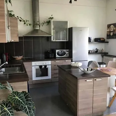 Appartement Joli 3p Au Calme